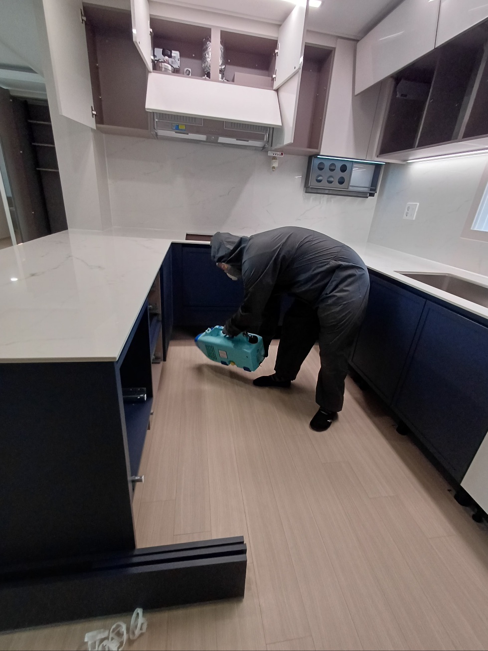 새집증후군 현장 작업 모습 2